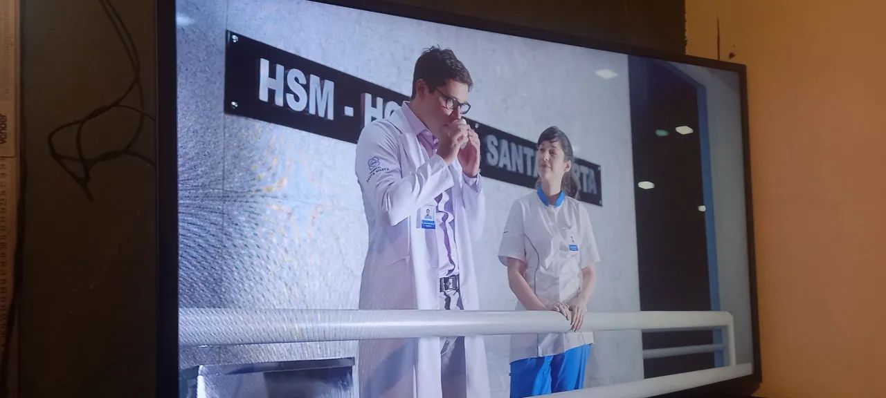 Samsung smarth hub 43" 