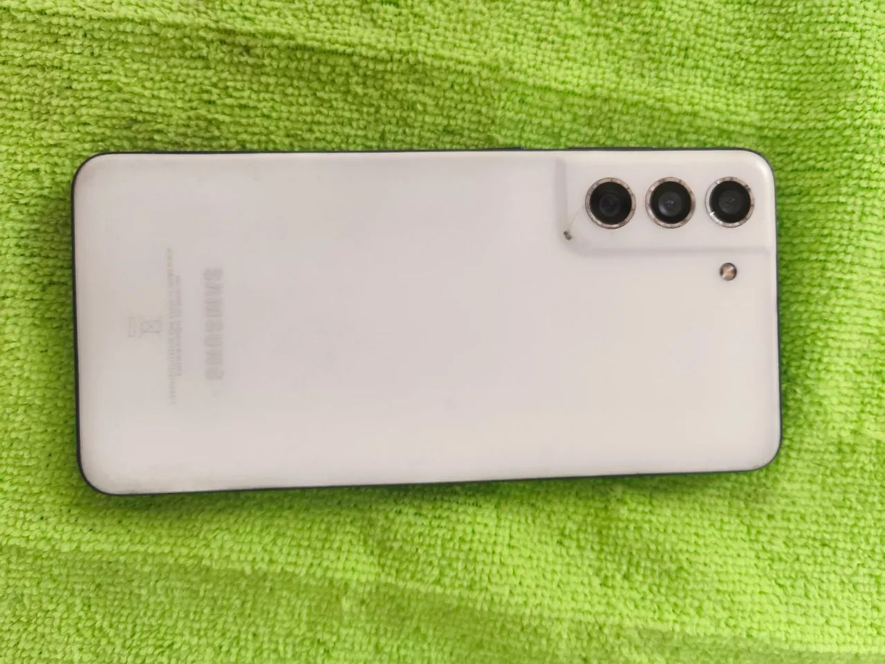 Samsung Galaxy S21 FE 5G (Branco) - Foto 2
