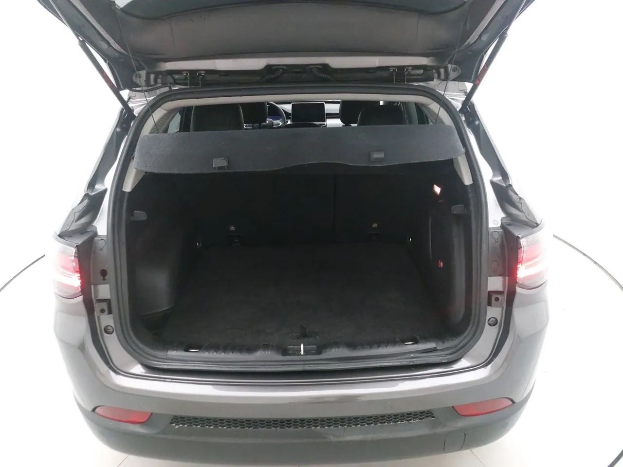 Jeep Compass LONG. T270 1.3 TB 4x2 Flex Aut., foto 9 de 18