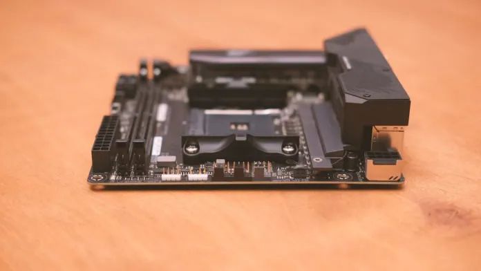 ASUS ROG STRIX B550-I GAMING - Foto 5