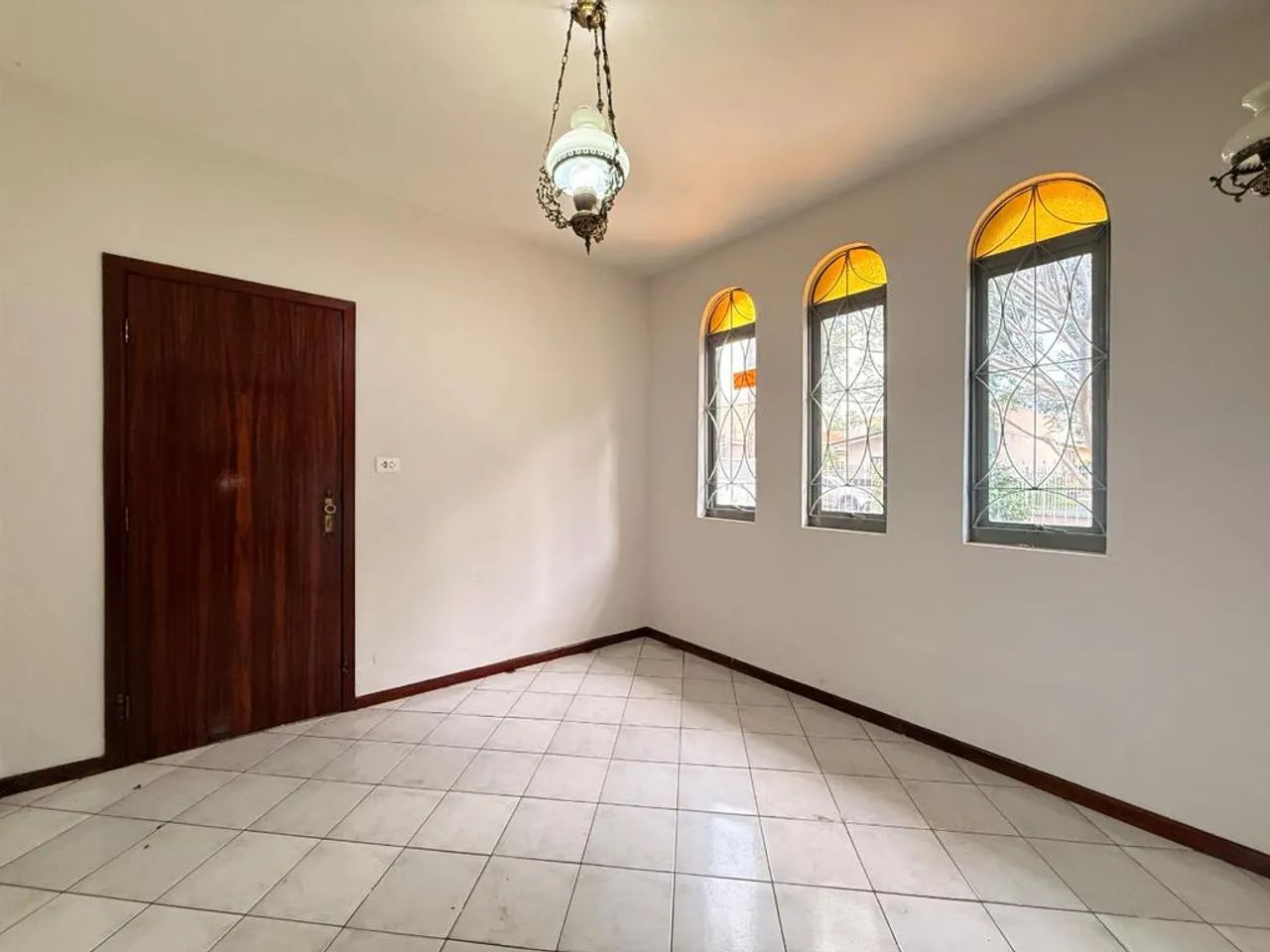 Casa para alugar em Maringá, Zona 07, com 3 quartos, com 182 m² - Foto 4