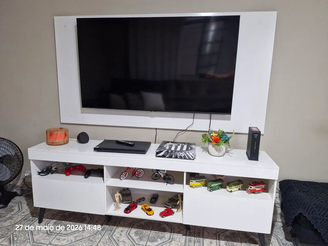 Rack com painel , para TV de até 60 polegadas 
