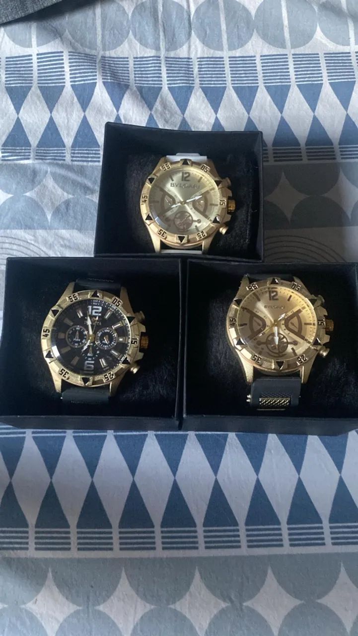 Kit com três relógios 