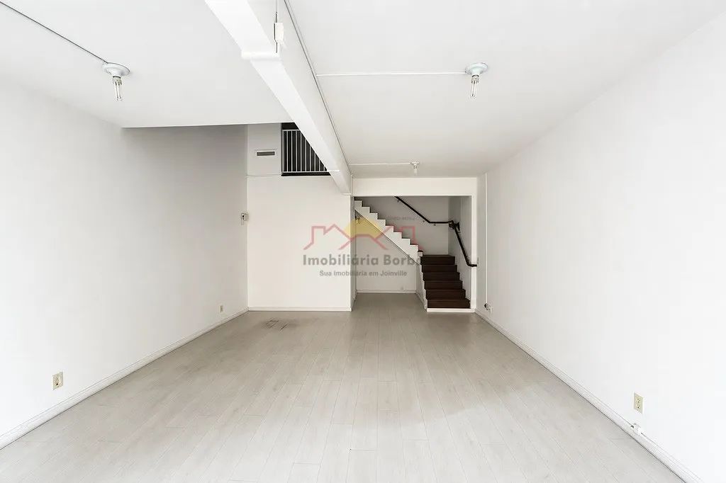 SALA COMERCIAL COM MEZANINO NO CENTRO DE JOINVILLE - Foto 3
