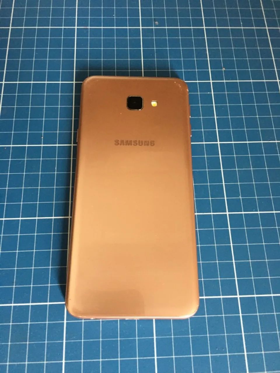 Celular Samsung J4 Core