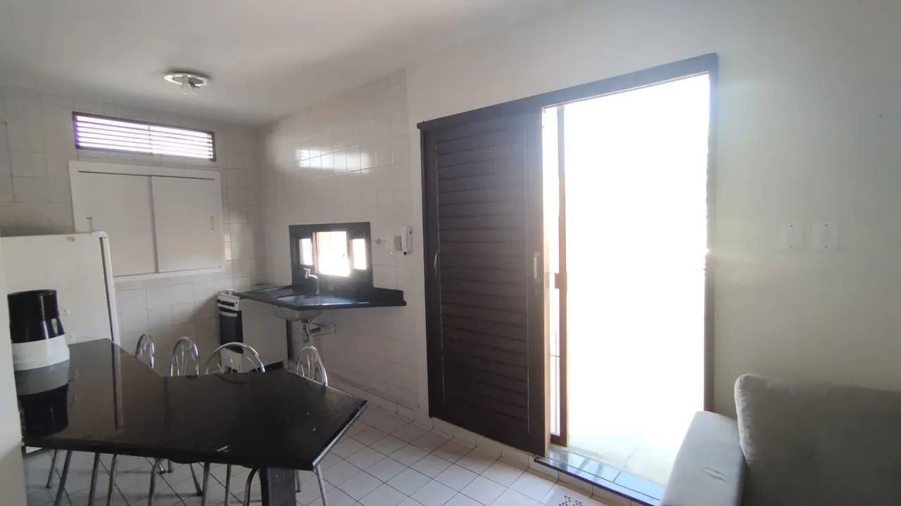 Studio mobiliado em excelente localização - Foto 4
