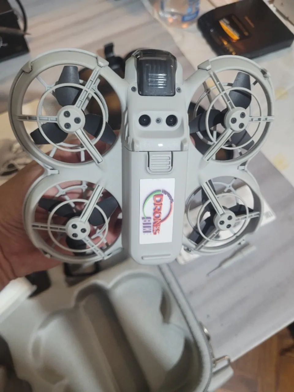 Drone Neo com case e Hub 3 baterias