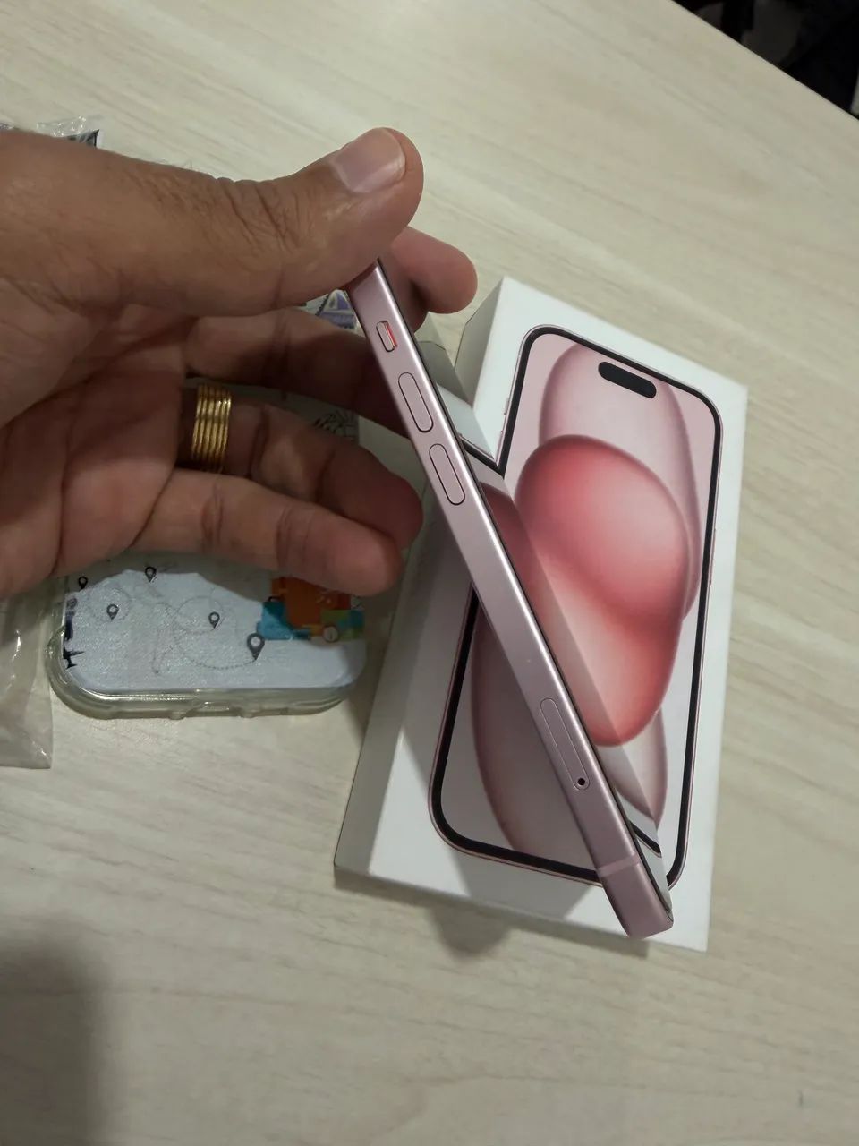 iPhone 15 Pink 512Gb - único dono com nota fiscal - Foto 3