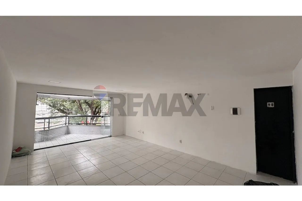 Loja no Espinheiro: 28m² em Ponto Estratégico