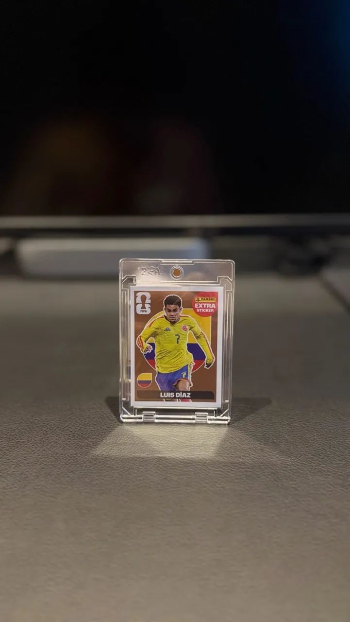 FIGURINHA LEGEND LUIS DIAZ BRONZE 2026
