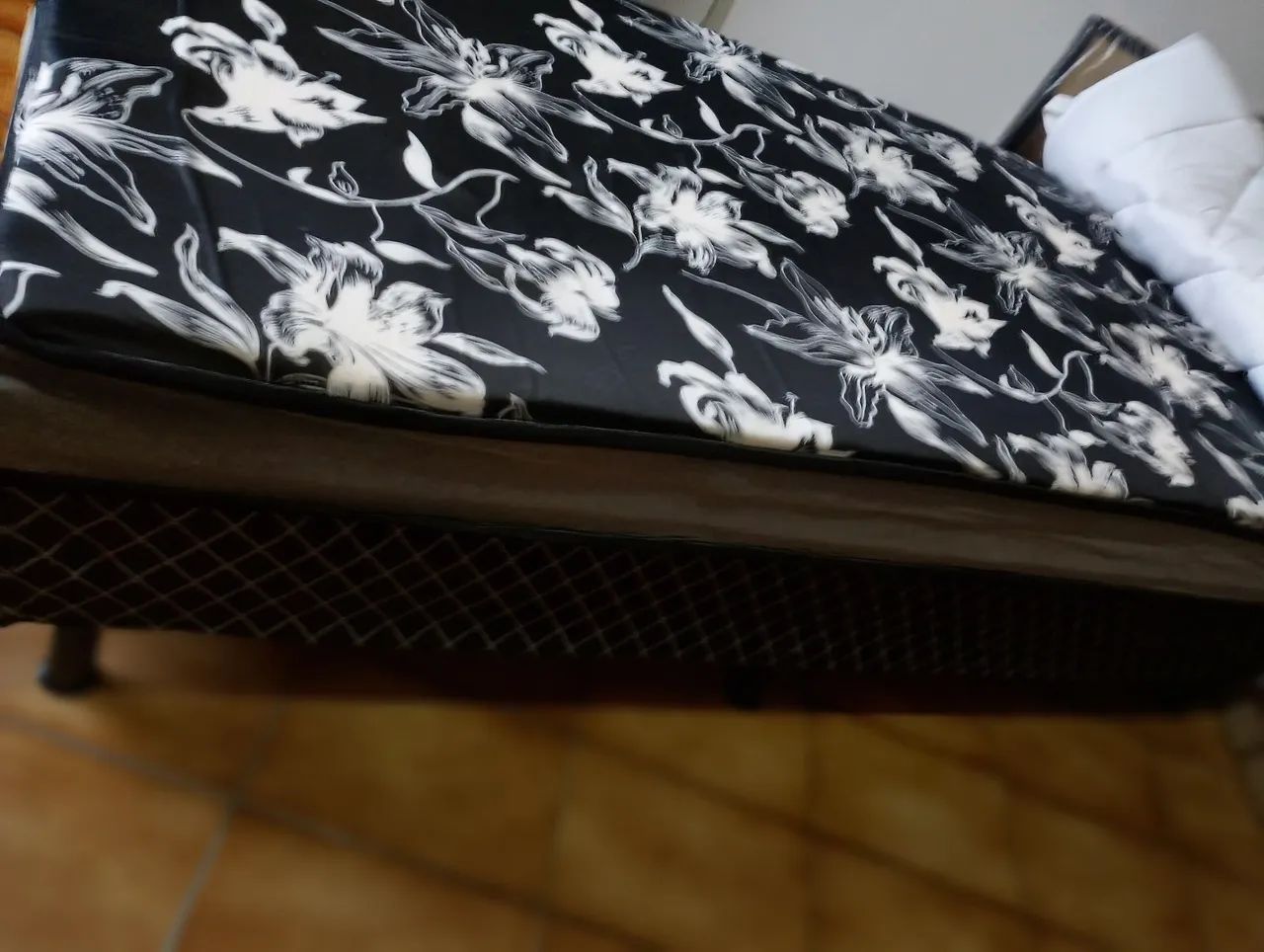 Linda cama box solteiro conjugada