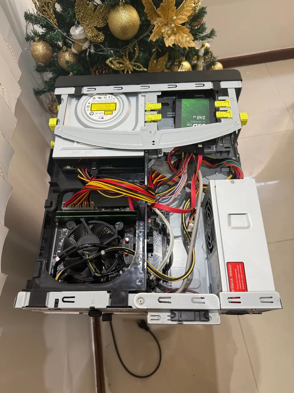 Computador/ PC com gabinete Positivo  - Foto 2