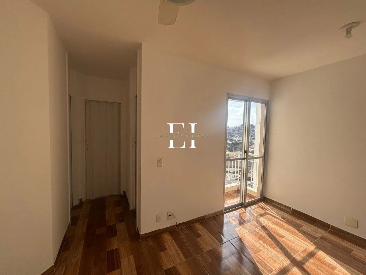 Apartamento de 53 m² para locação, 2 quartos, sacada e vaga coberta!