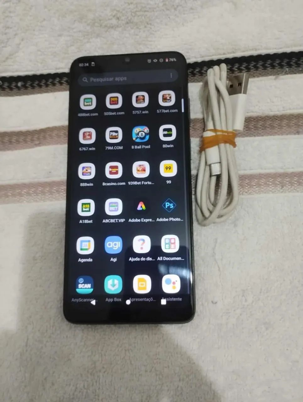 Moto E22 funcionando perfeitamente 128GB e 4 De Ram .