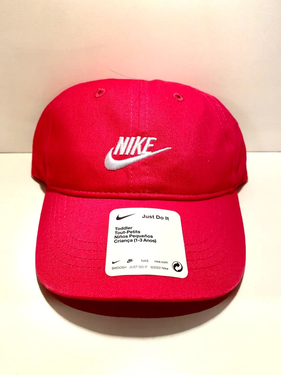 Boné Nike na cor rosa - tamanho de 1 a 3 anos 