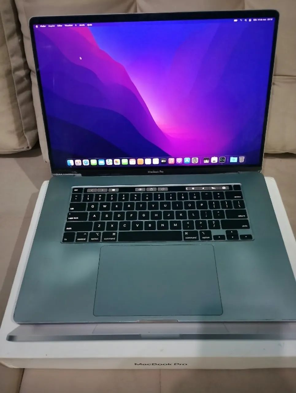 macbook pro processdor i9 ano 2019 placa de 4 gb ram 16gb , ssd 1 tb tela de 16 polegadas - Foto 2