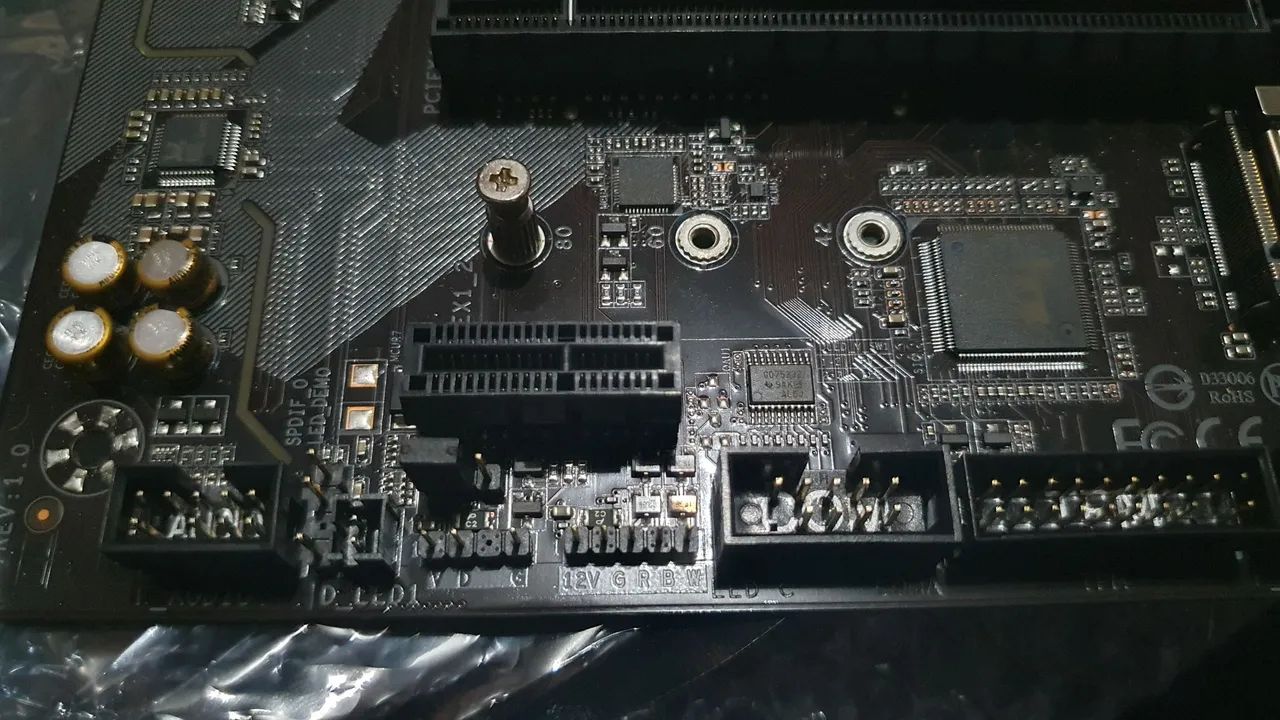 Placa Mãe B450 Aorus Elite V1 AM4 - Foto 3