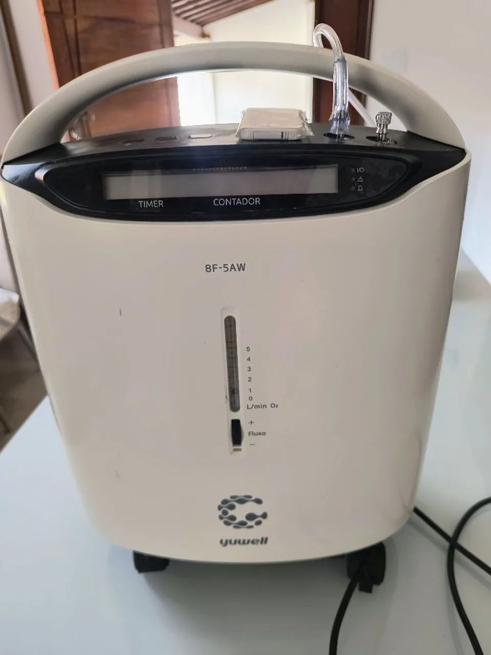 Concentrador de Oxigênio Yuwell 8F-5AW 5L Semi Novo + Timer