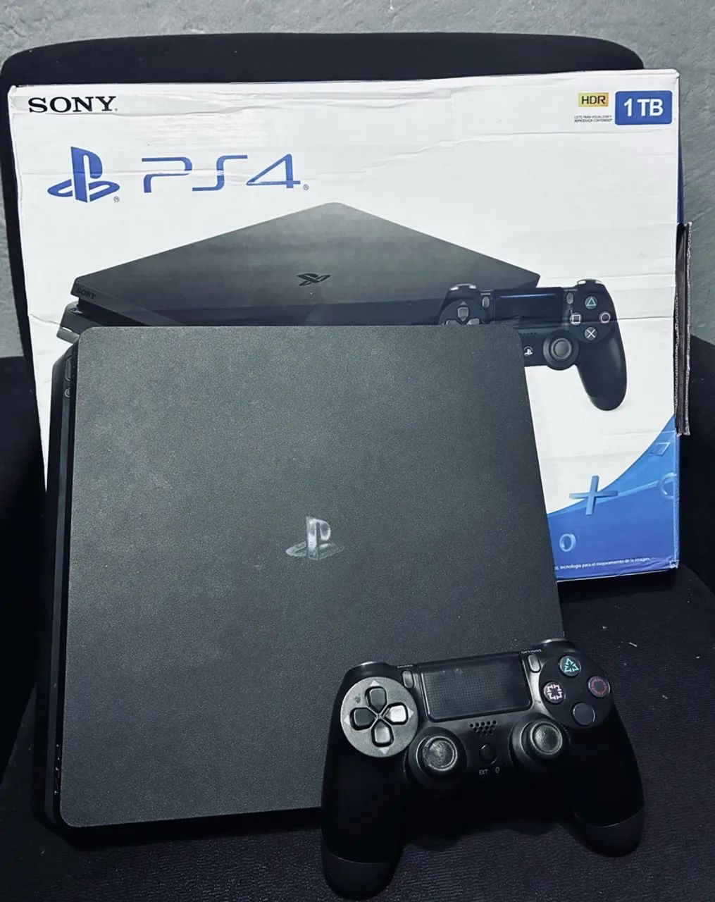 Ps4 slim 1 terá 