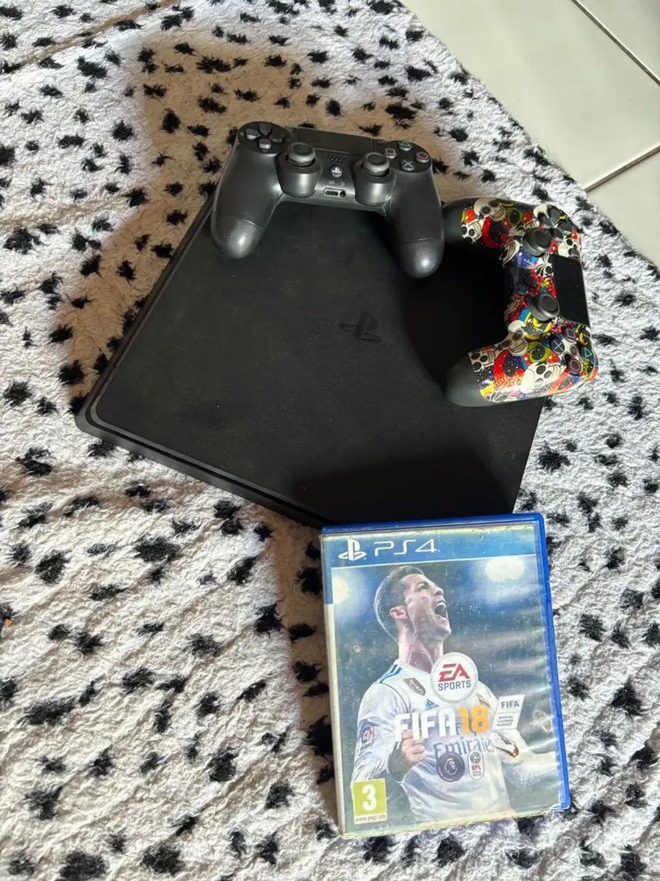 Vendo PS4 Slim 1TB - Foto 4