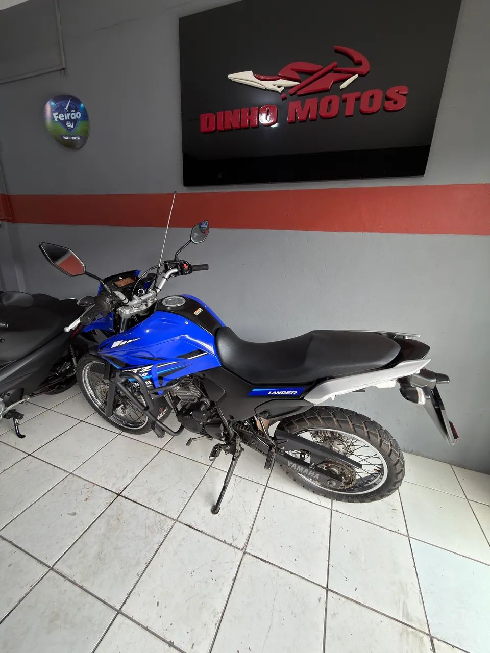 Lander 250 extra  - Foto 2