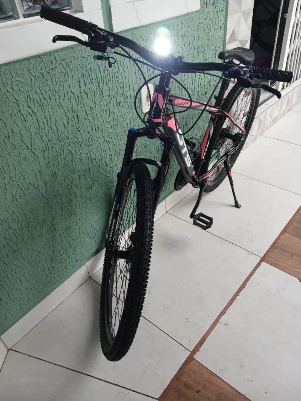 Bicicleta aro29 quadro17 com acessórios e nota fiscal  - Foto 2