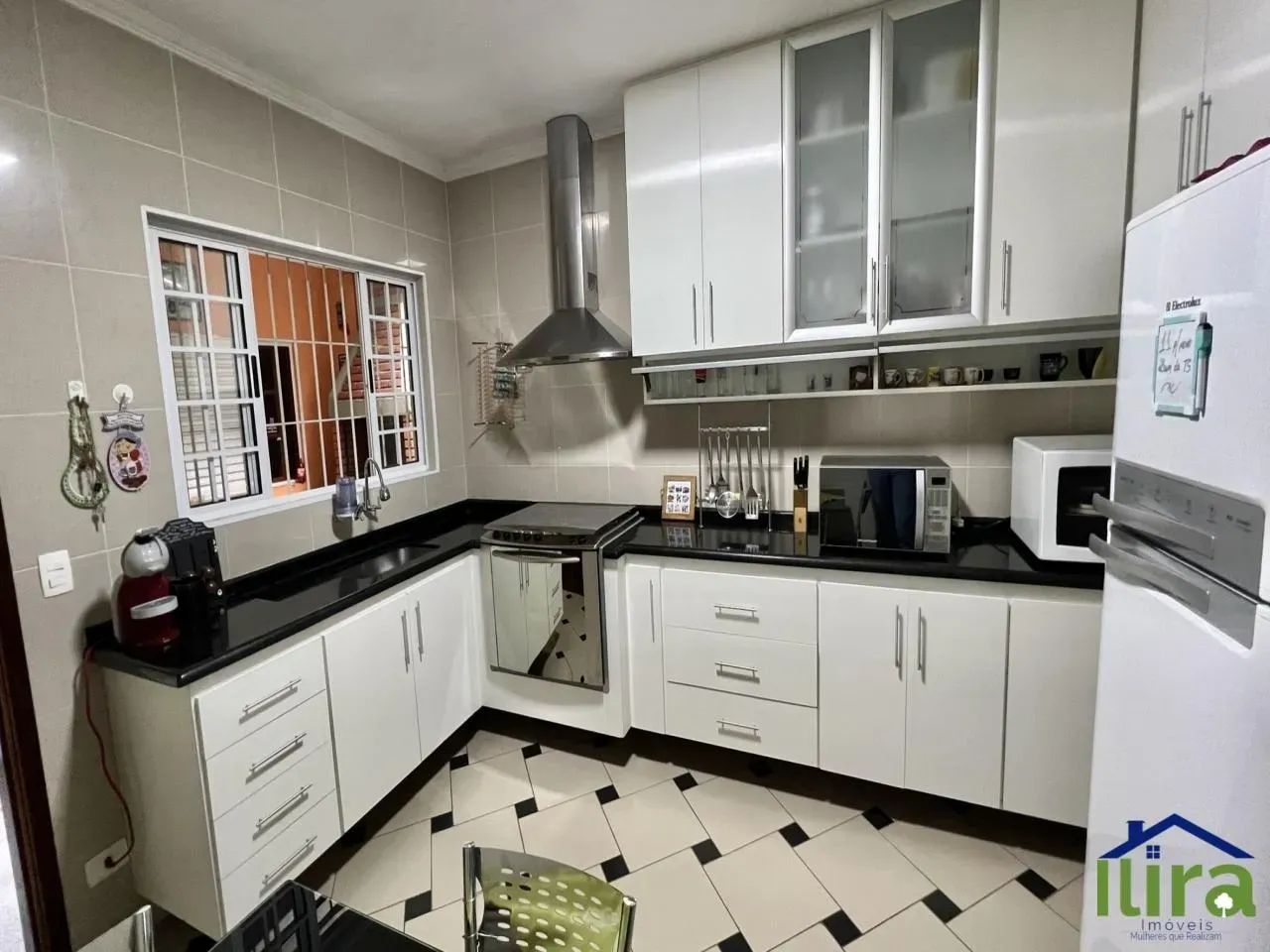 Casa - Sobrado Para Compra Com 146m² Com 3 Dormitorios Sendo 1 Suite Com Armarios No Vila 