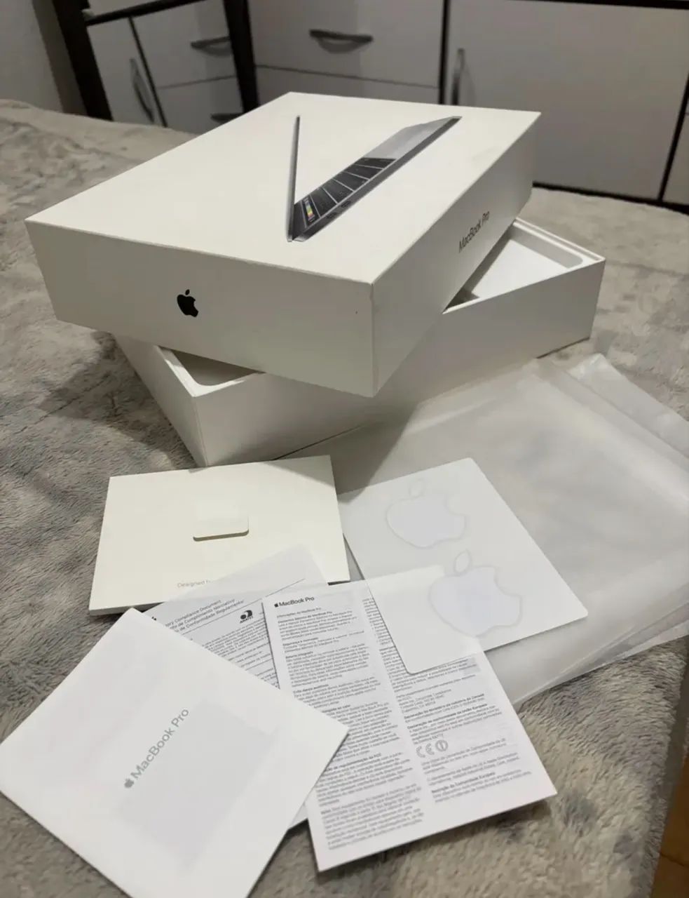 MacBook Pro com Touchbar - Foto 2