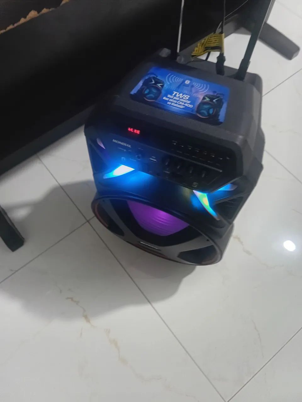 Caixa de som Mondial 400W