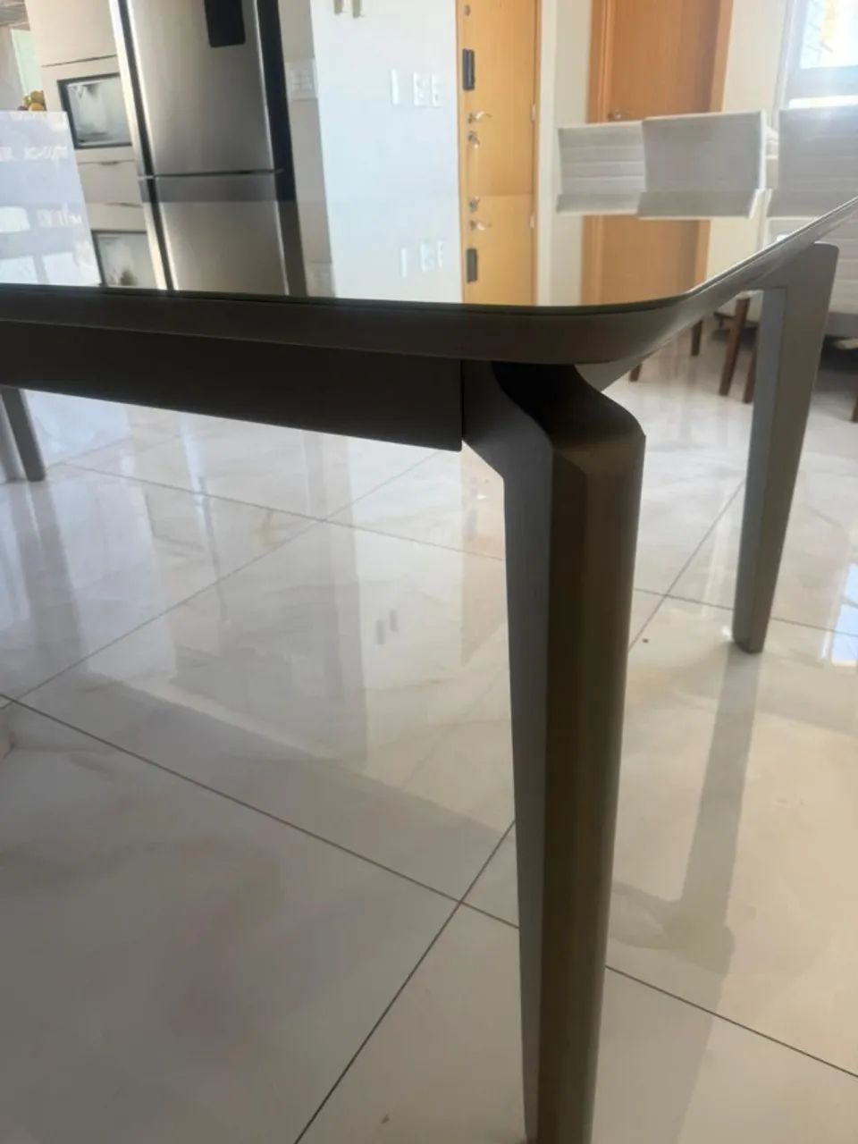 Mesa de jantar Florença retangular canto arredondado 220 x 110 em laca cinza nobre  - Foto 3