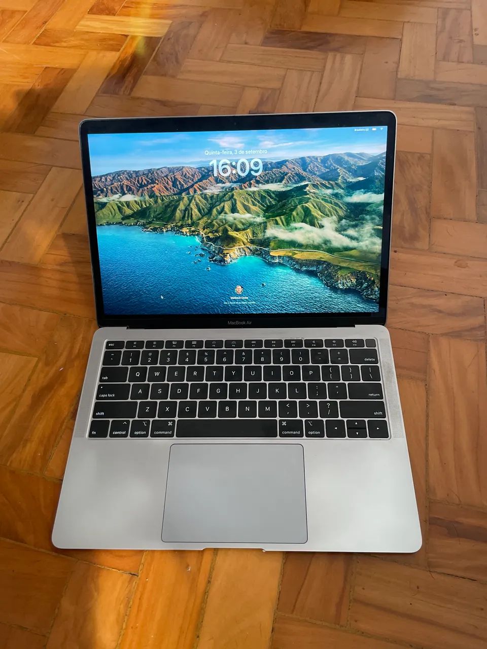 MacBook Air 2019 13 - Foto 2