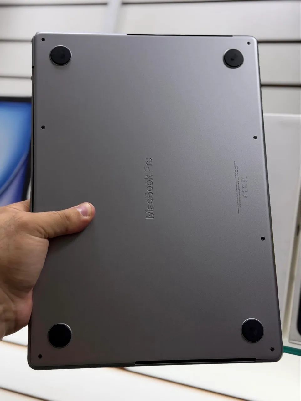 Macbook pro 14 polegadas chip m2 pro 16gb / 512gb LOJA FÍSICA sem