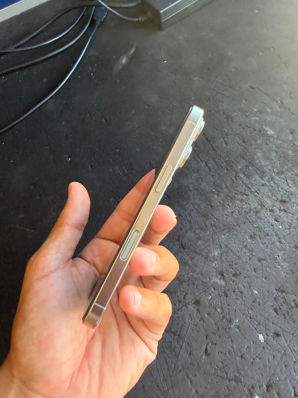 iPhone 16 pro 256gb  - Foto 3