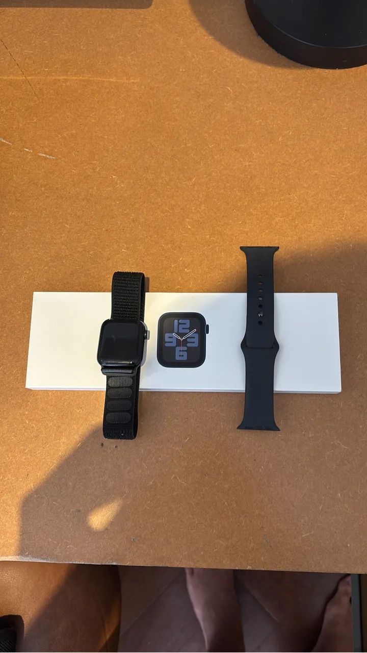 Apple Watch SE (2ª geração) 40 mm 