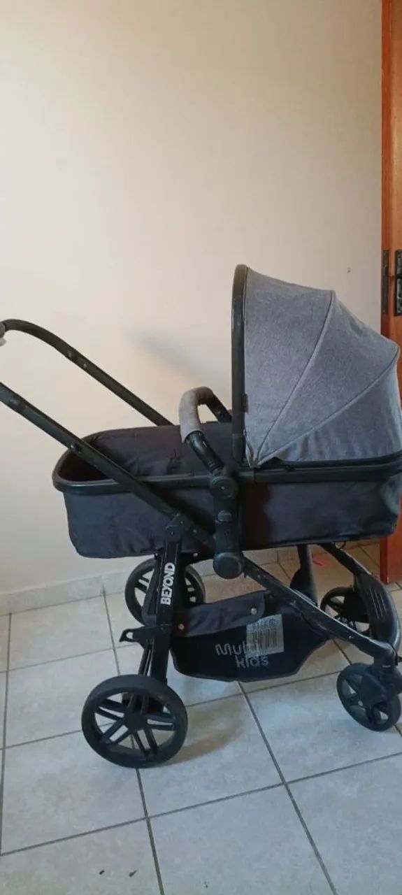 Carrinho de Bebê Completo Beyond e Bebê Conforto - 1 Ano de Uso - Foto 2