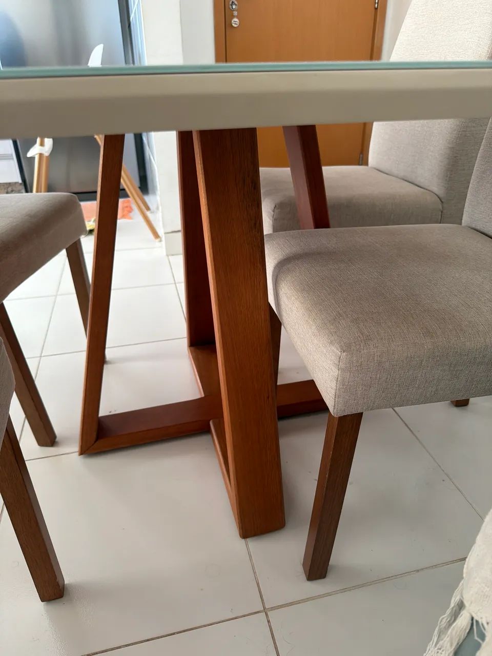 Mesa 4 cadeiras ?  - Foto 3