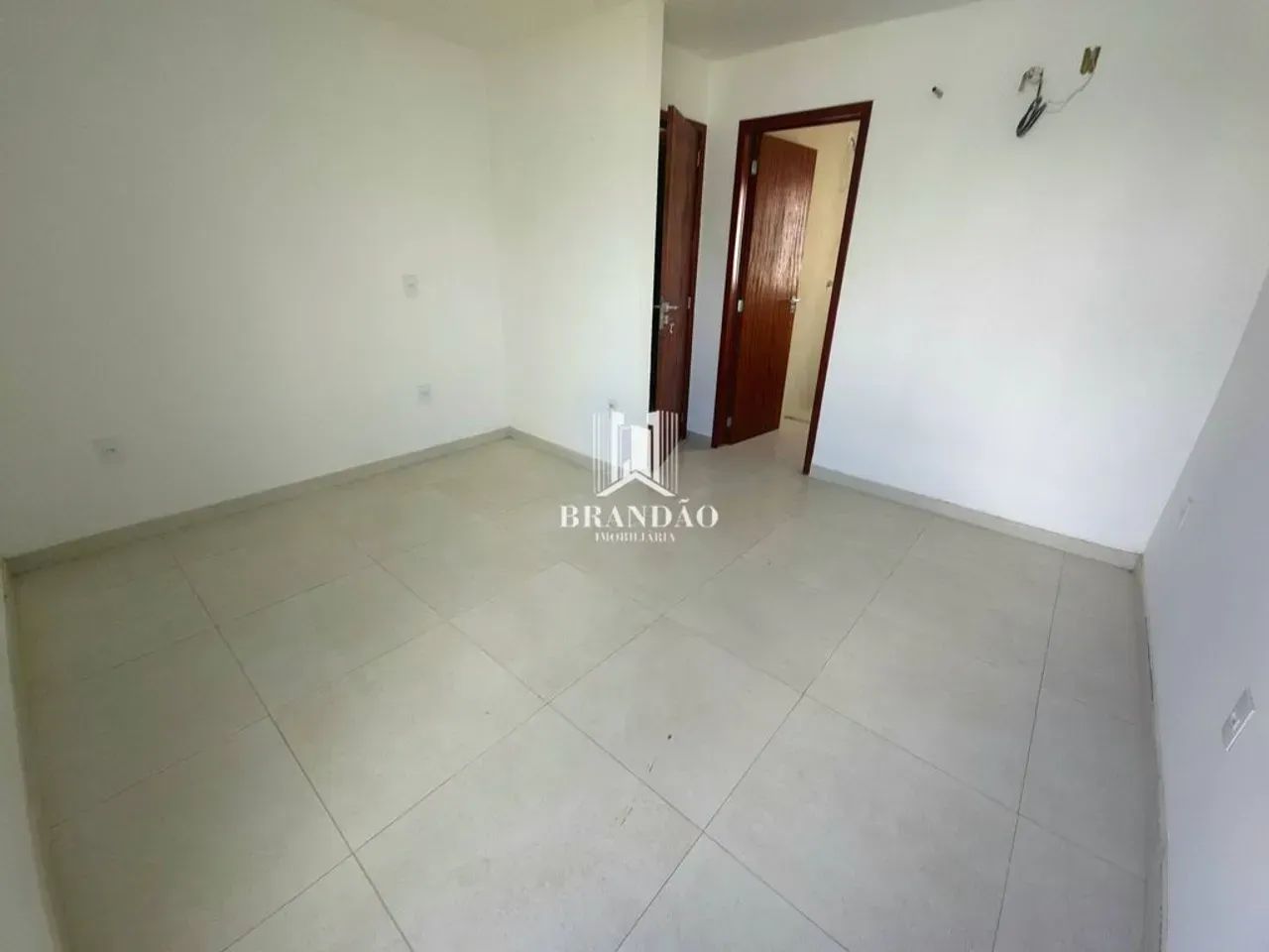 Casas Triplex no Antares  3 a 4 Quartos, Suíte e Garagem Ampla - Foto 2