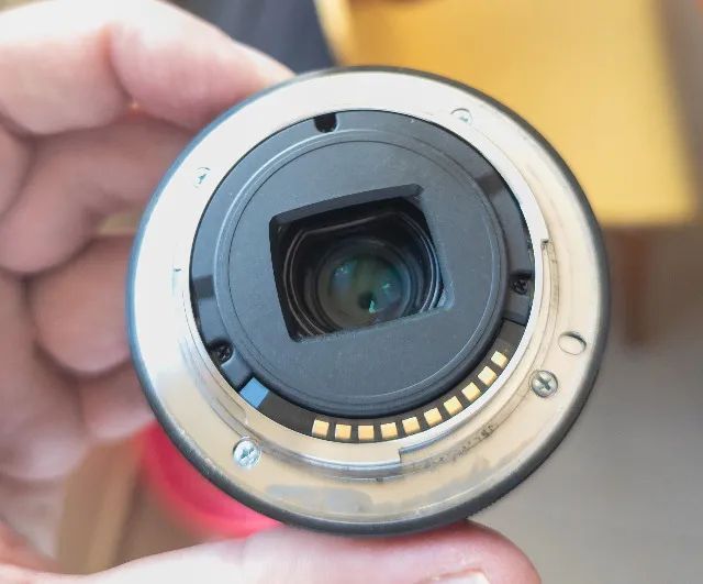 Lente Sony 20mm f2.8 e-mount (a6000 a6300 a6500) - Foto 4