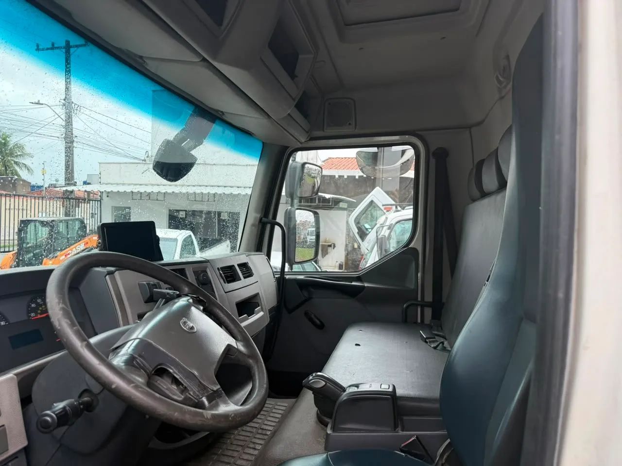 Bitruck Volvo 270 2020  - Foto 5