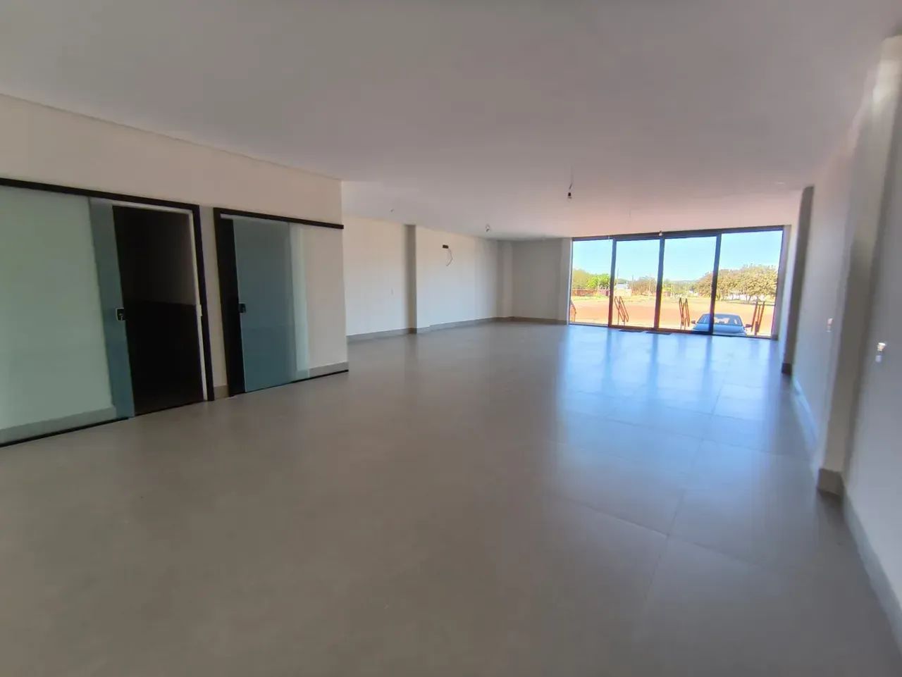 Sala Comercial para Aluguel  Luzimangues