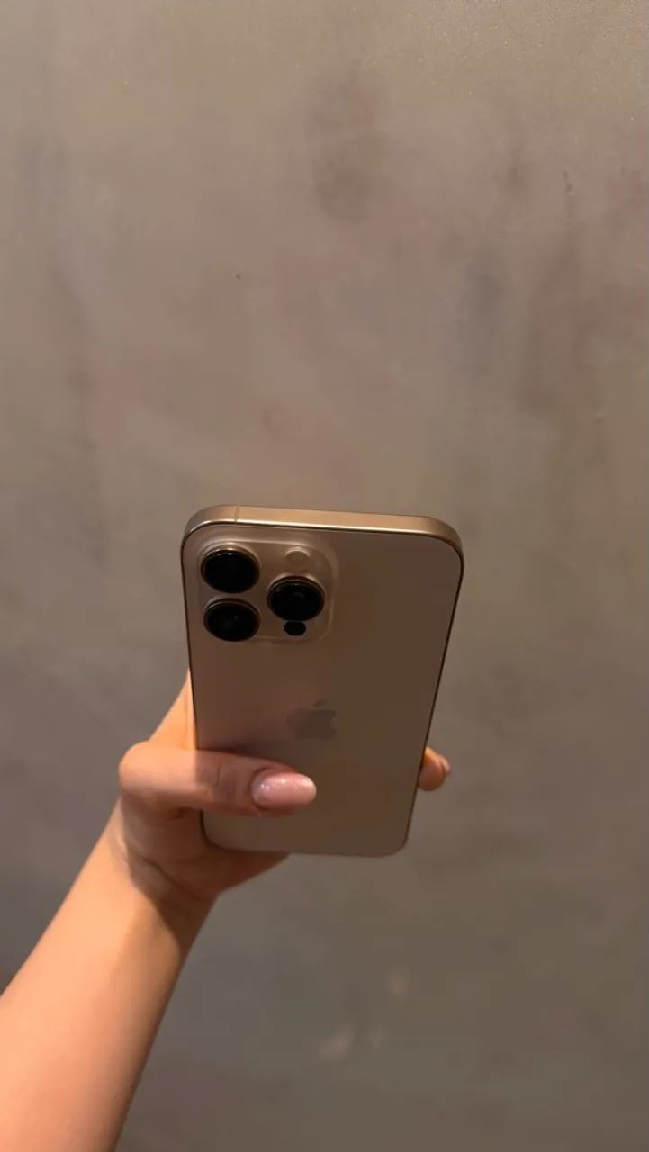 Iphone 16 Pro Max  - Foto 5