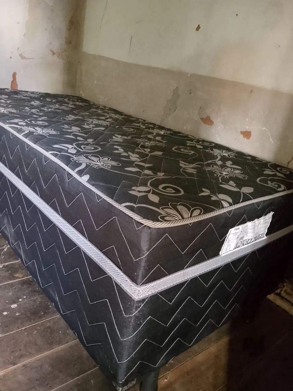 Cama de solteiro 