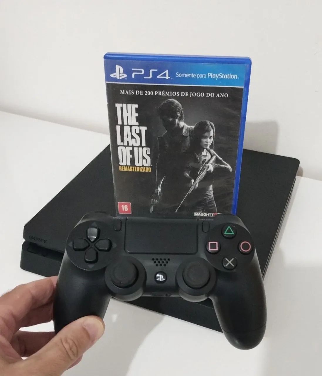 Playstation 4 slim 1TB Versão 13.04