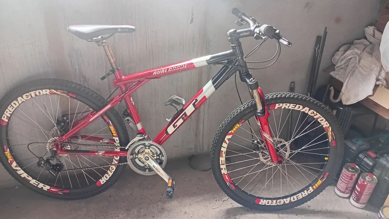Bicicleta GT Avalanche