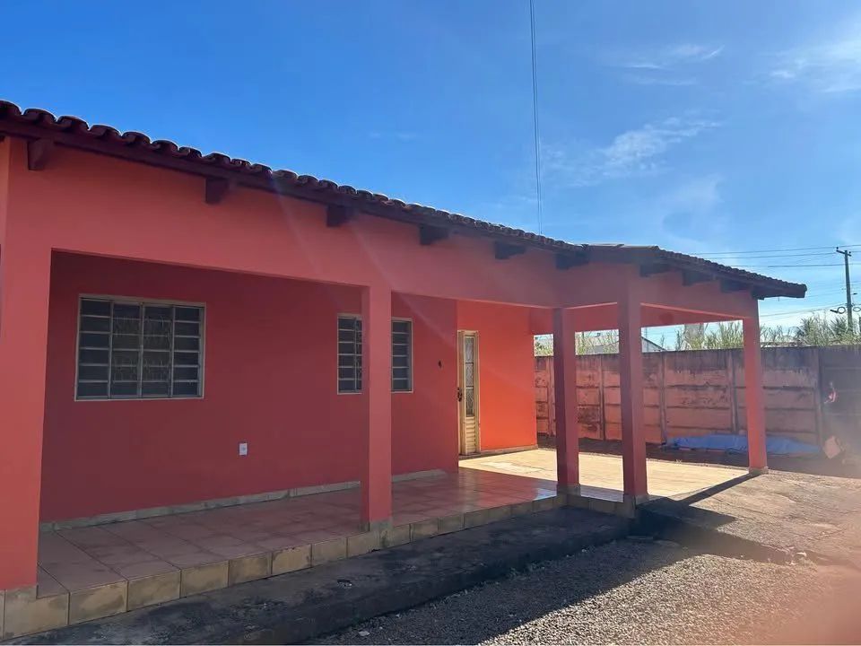 .CASA BEM LOCALIZADA COM EXCELENTE QUINTAL - Foto 4
