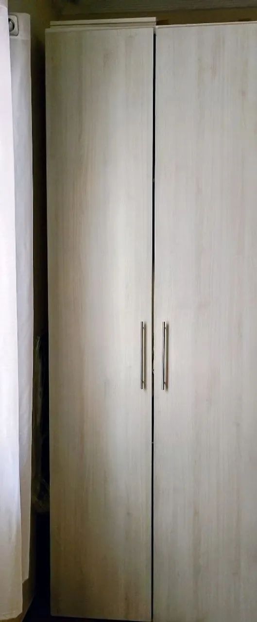 Guarda-roupas planejado .