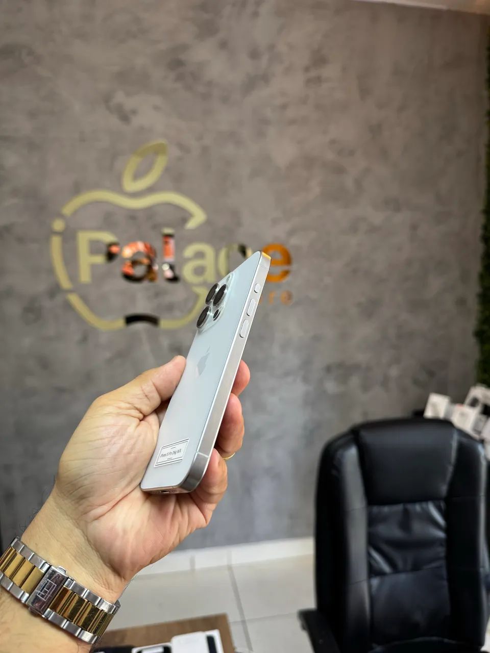 iPhone 15 Pro 256g 87% - Foto 3