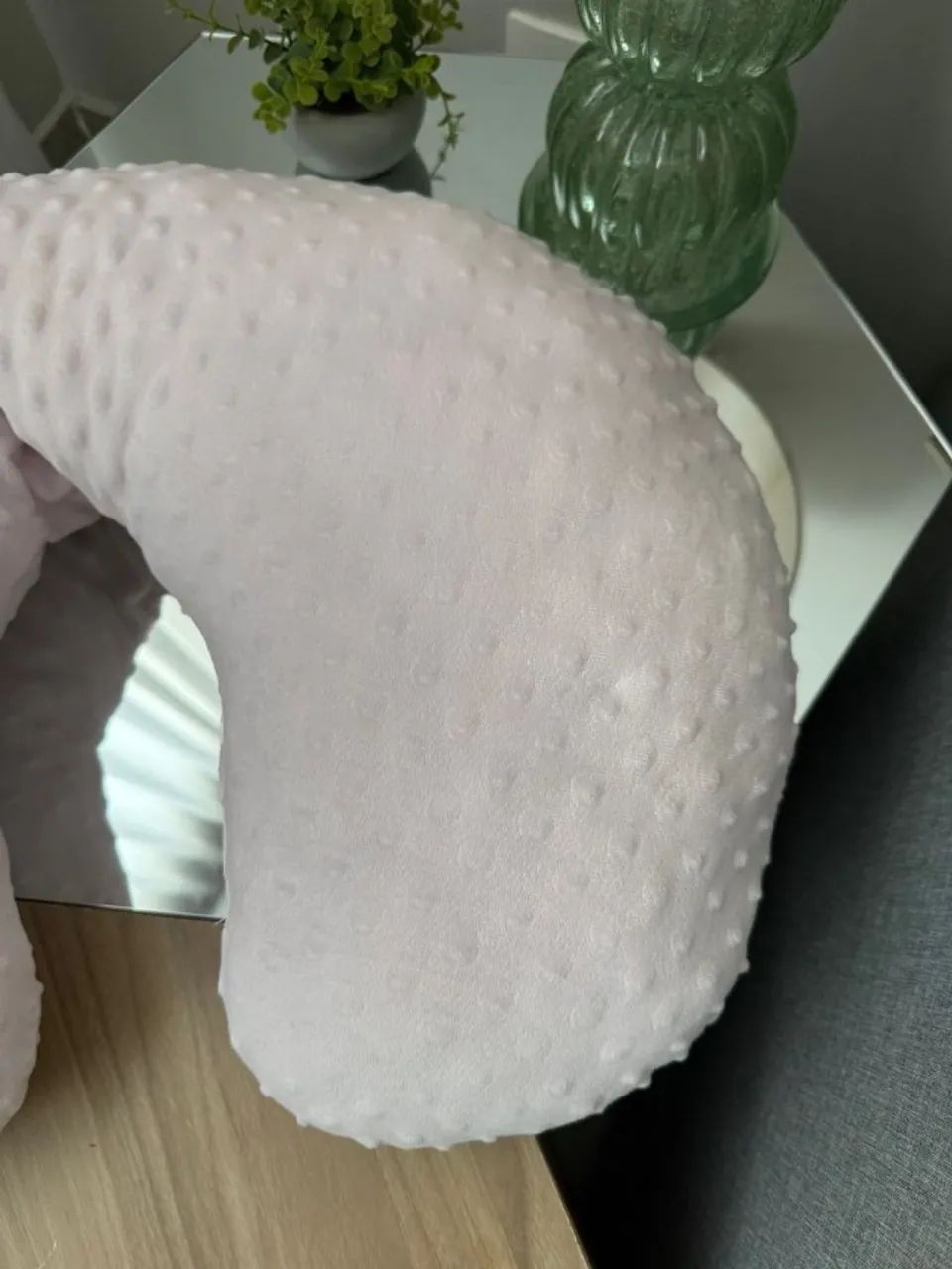 almofada de amamentação rosa bordada - importada eua - Foto 2