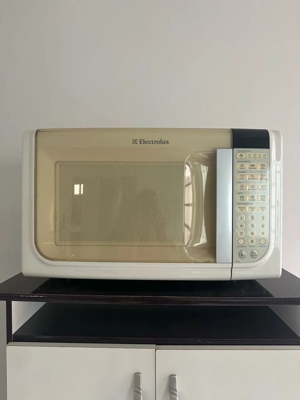 Microondas Eletrolux grande