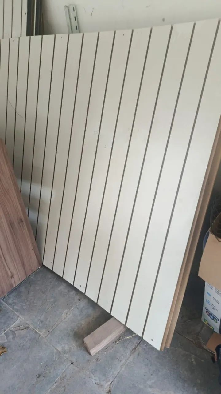 Prateleiras Mostruário Balcão e potes para comércio loja  - Foto 5